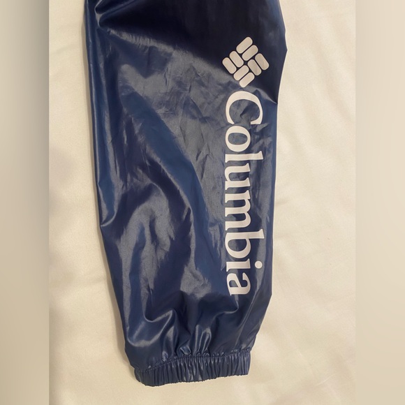 Columbia Bright Red and Blue Zip Up Wind Jacket Jacket With Pockets Ladies’ L - Picture 8 of 9